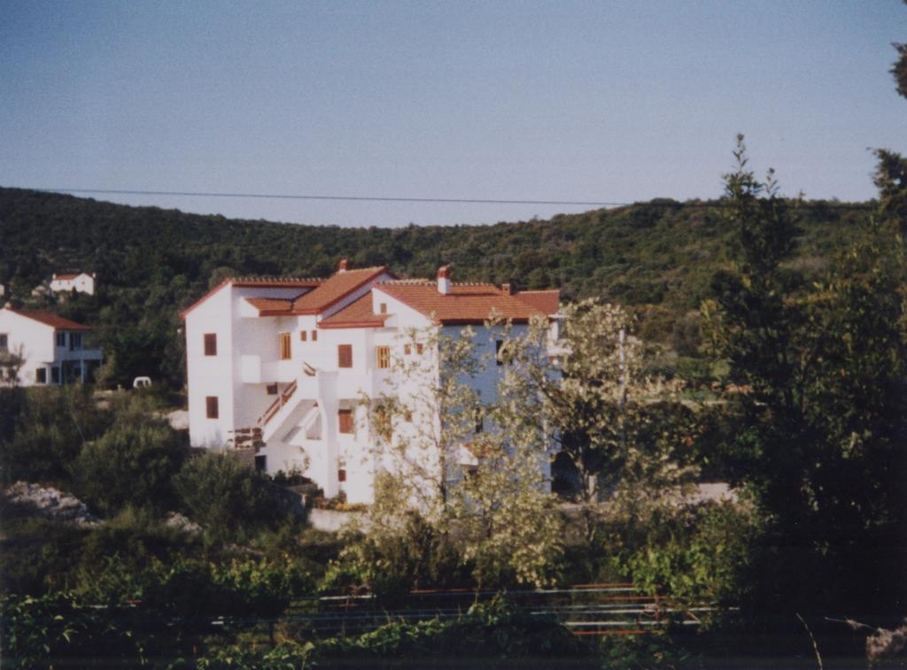 Apartment Marija Brbinj Eksteriør bilde