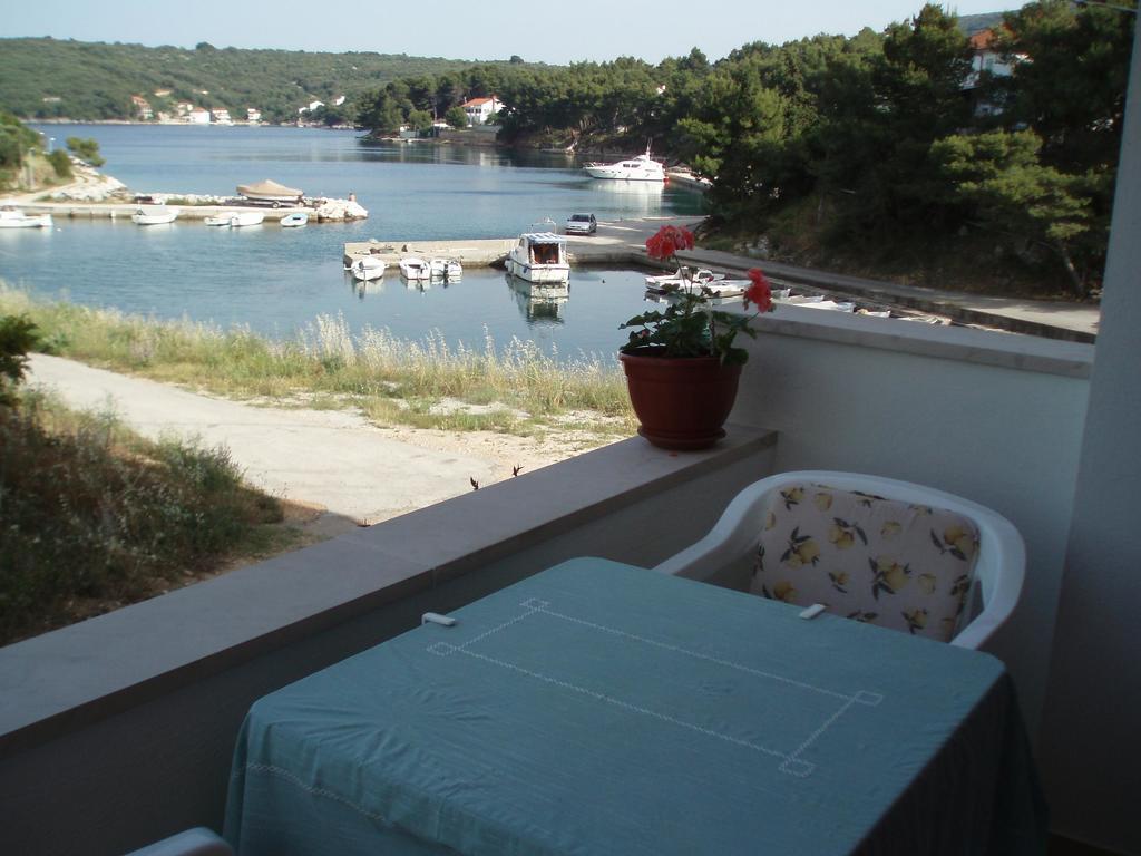 Apartment Marija Brbinj Eksteriør bilde